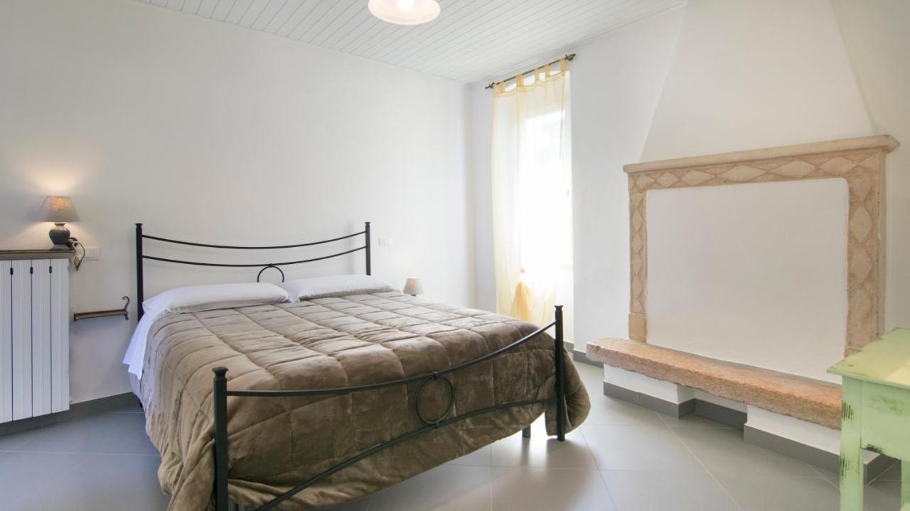 Fiori Sull'Acqua Apartments Πεσκιέρα ντελ Γκάρντα Εξωτερικό φωτογραφία