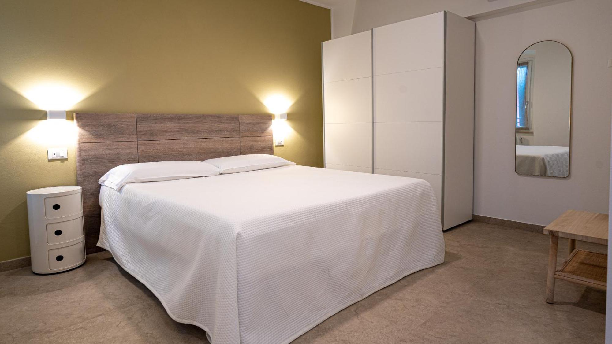 Fiori Sull'Acqua Apartments Πεσκιέρα ντελ Γκάρντα Εξωτερικό φωτογραφία
